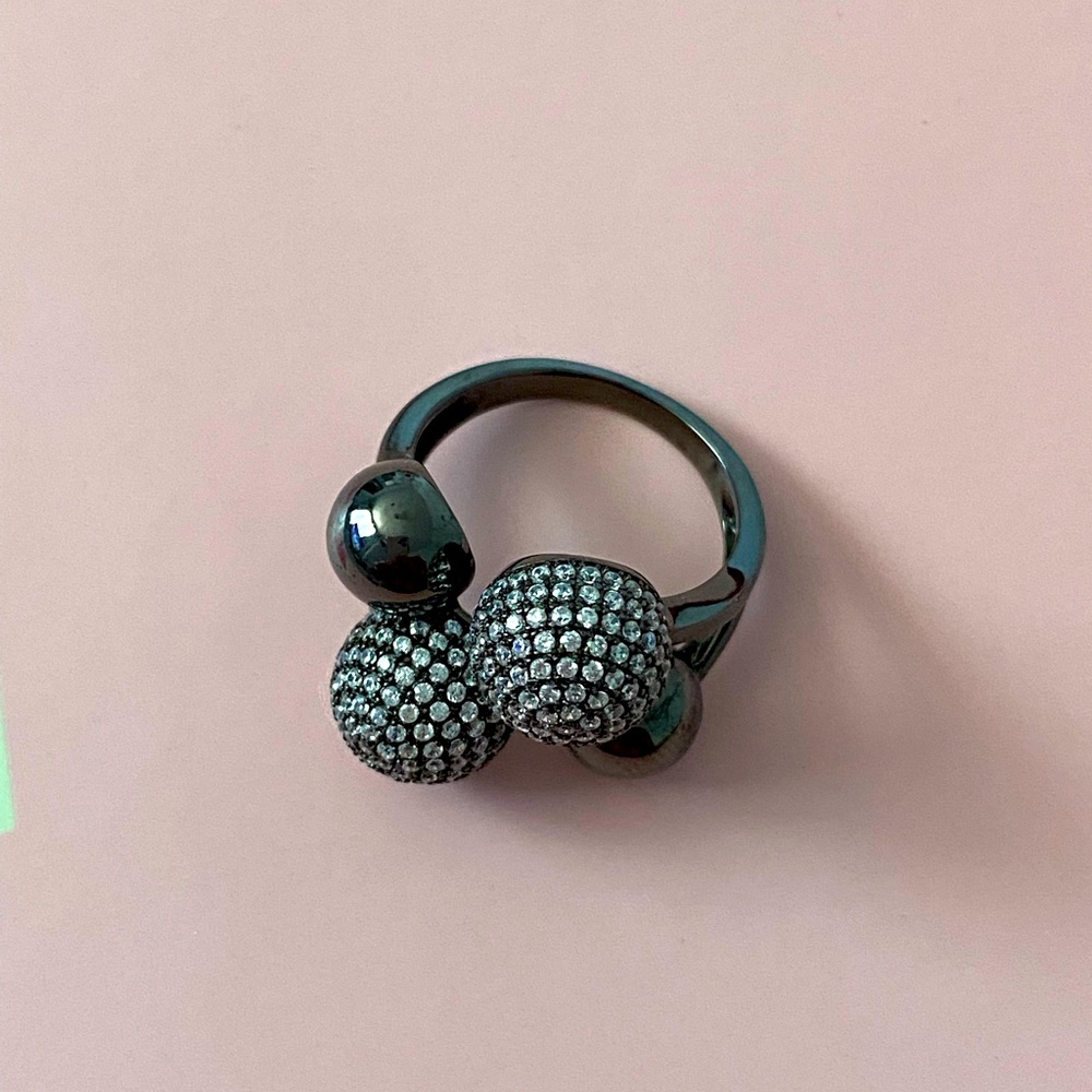 New Sterling Silver Statement Ring in black, size 6
